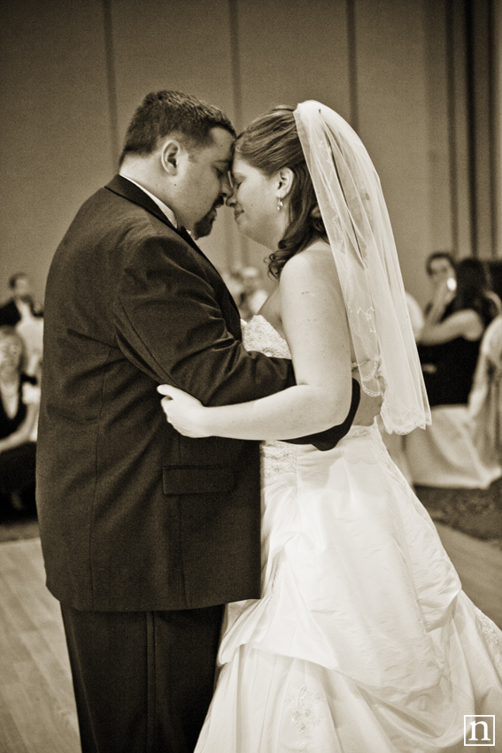First Dance | Dan & Sarah | San Francisco Wedding Photographer
